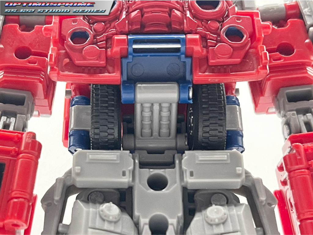 ss-122_optimus_prime_back4