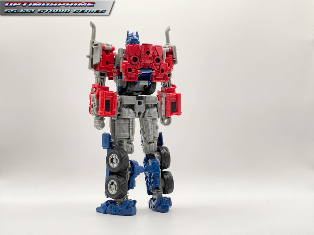 ss-122_optimus_prime_back5