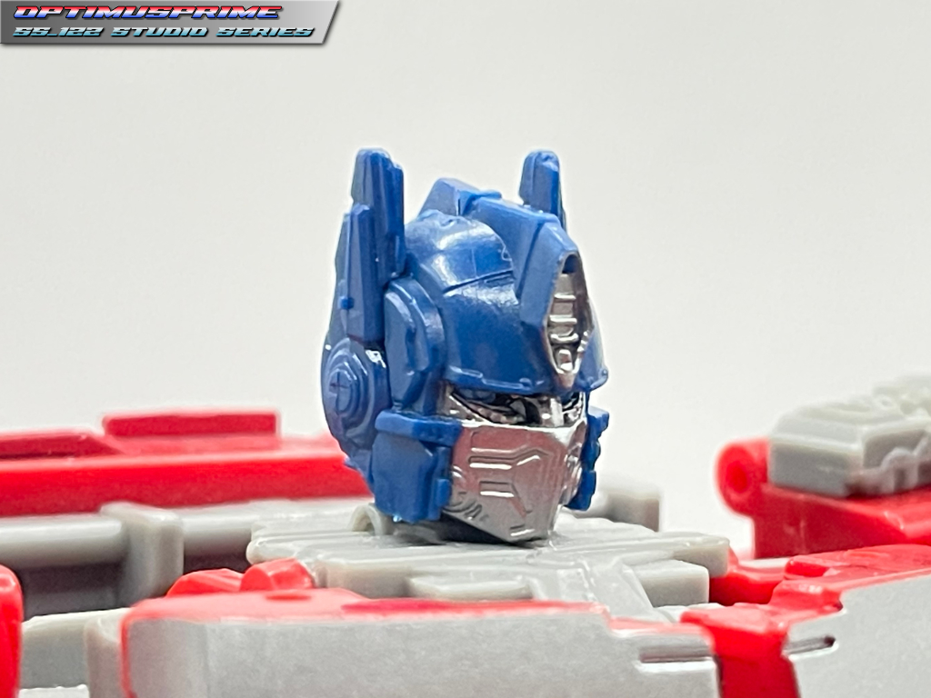 ss-122_optimus_prime_head3