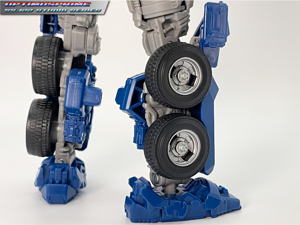 ss-122_optimus_prime_leg9