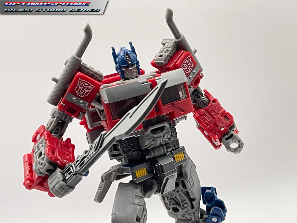 ss-122_optimus_prime_pose6