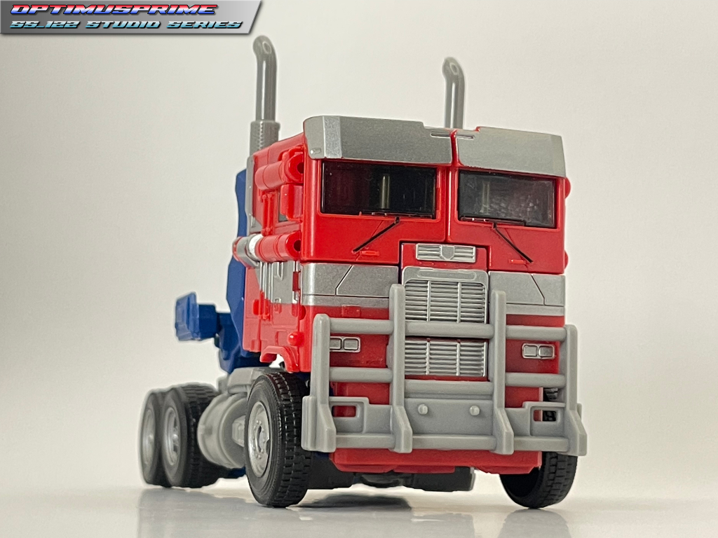 ss-122_optimus_prime_vehicle6