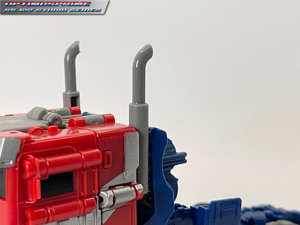 ss-122_optimus_prime_vehicle8