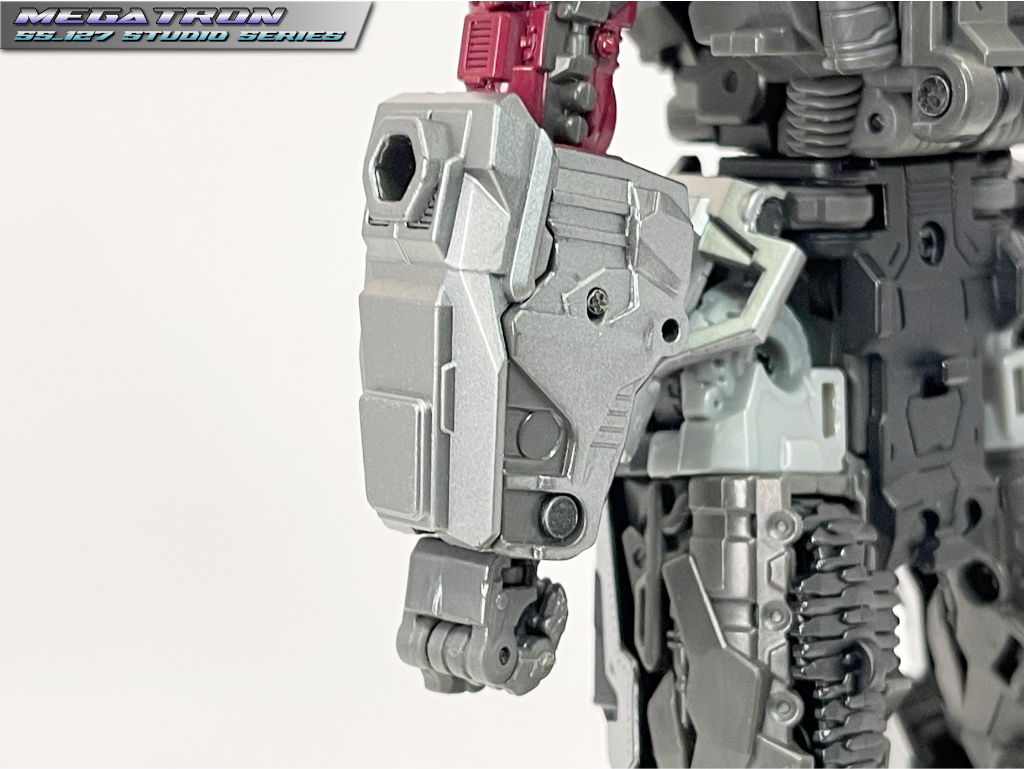 ss-127_megatron_arm8