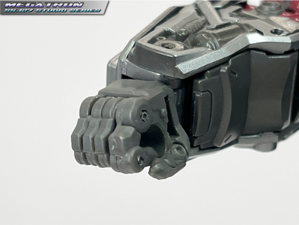 ss-127_megatron_arm9