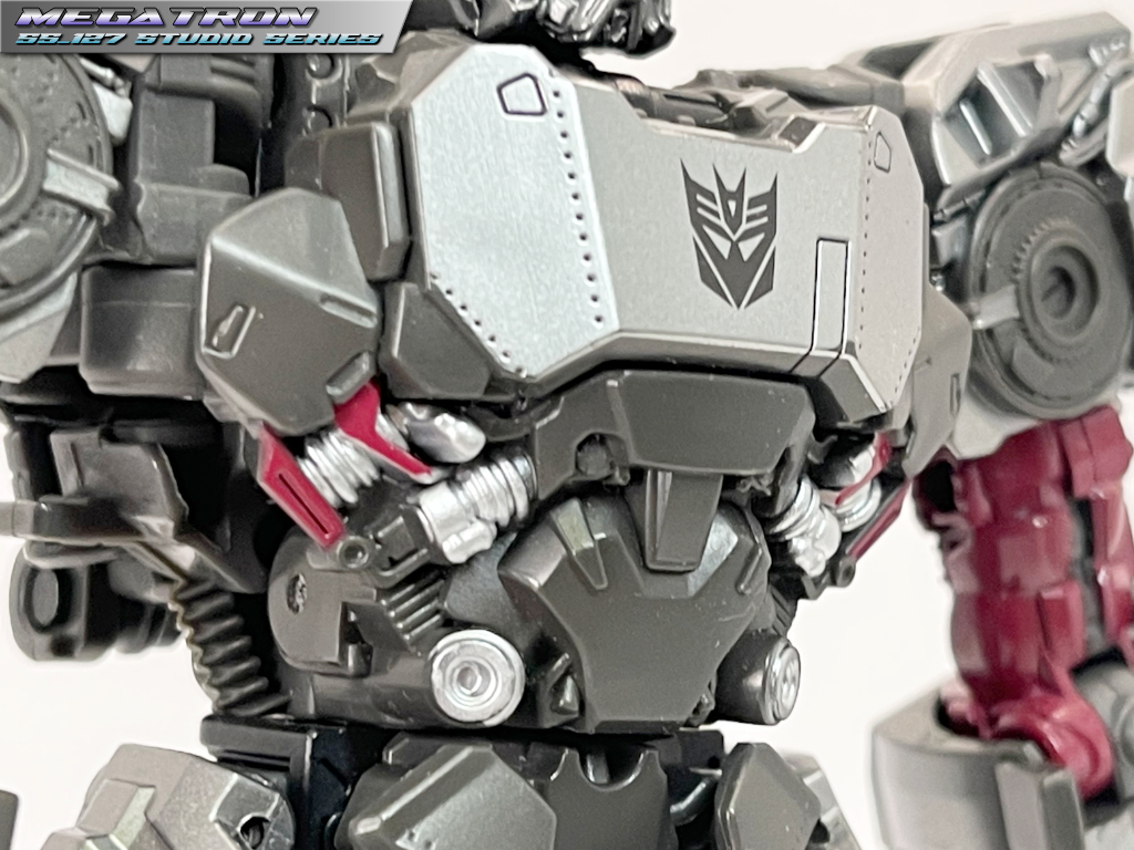 ss-127_megatron_chest_and_abdomen3