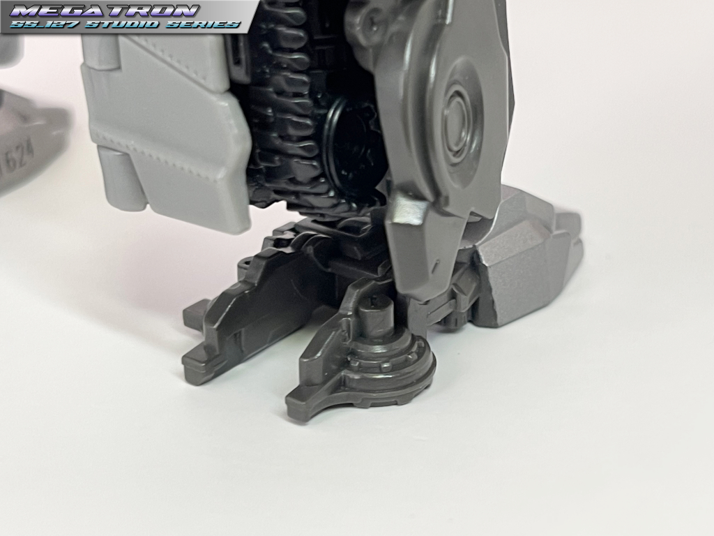 ss-127_megatron_leg11