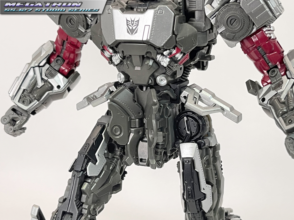 ss-127_megatron_mobil5